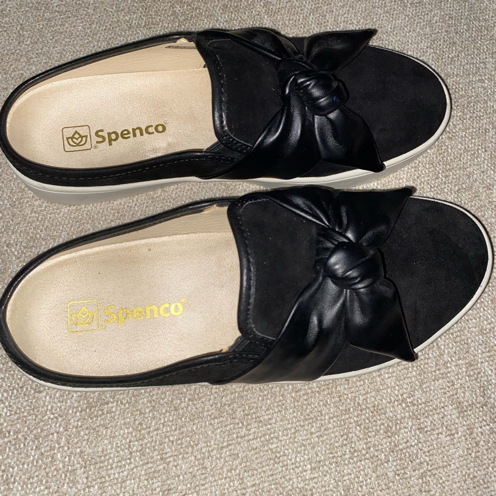 Women’s Spenco mules. Sz 9
